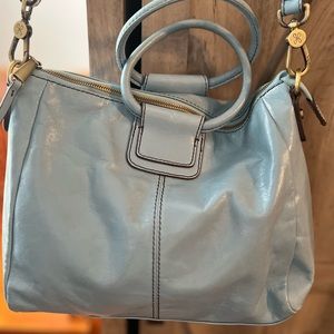 HOBO leather bag excellent like new condition. Blue